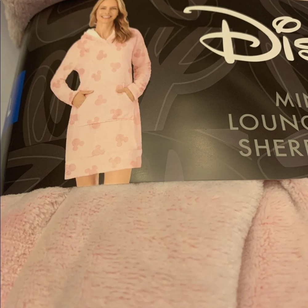 Disney Minnie Fleece lounger with Sherpa Hoodie Pink Size Large